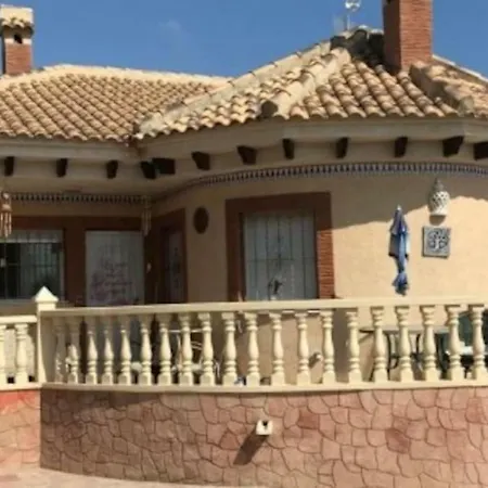 Pretty Villa *